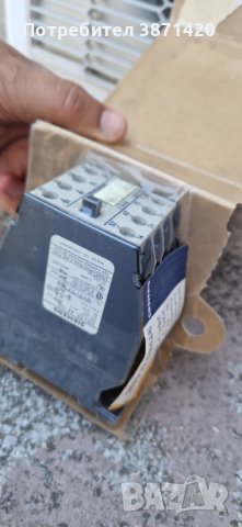 контактори сименс релета R15,,РМ405,РМ300, омрон, снимка 2 - Други машини и части - 42625174