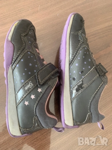 Два чифта ползвани маратонки* Обща цена, снимка 9 - Детски маратонки - 51438694