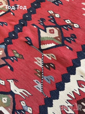 Чипровски килим Пилетата, снимка 4 - Килими - 55711518