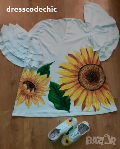 Ръчно рисувана рокля: Слънчогледи и пеперуда, снимка 4 - Рокли - 33559371