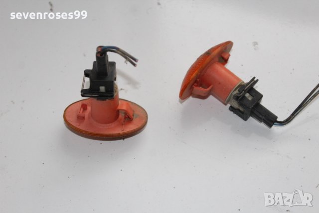 Мигачи калник ляв десен Форд КА 1 Ford KA 1 комплект, снимка 4 - Части - 39724832