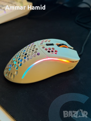 Геймърска мишка Glorious Model - minus мат бяла, снимка 2 - Клавиатури и мишки - 52579243