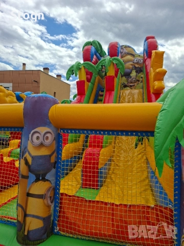 Надуваем замък Миньоните , снимка 4 - Друго търговско оборудване - 51627052