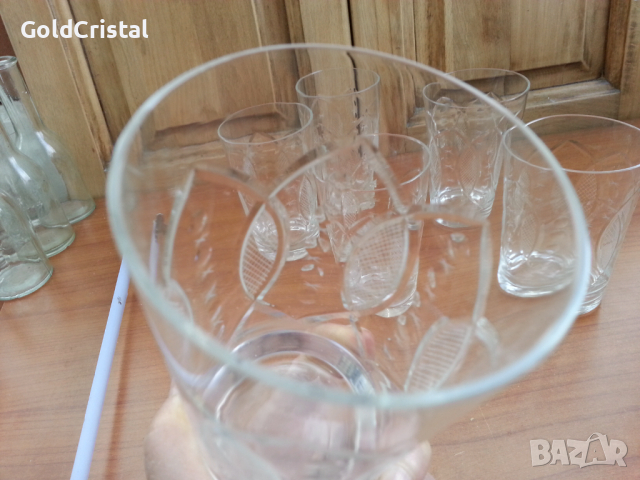Стъклени чаши с гарафа  гравирани , снимка 3 - Антикварни и старинни предмети - 36401849