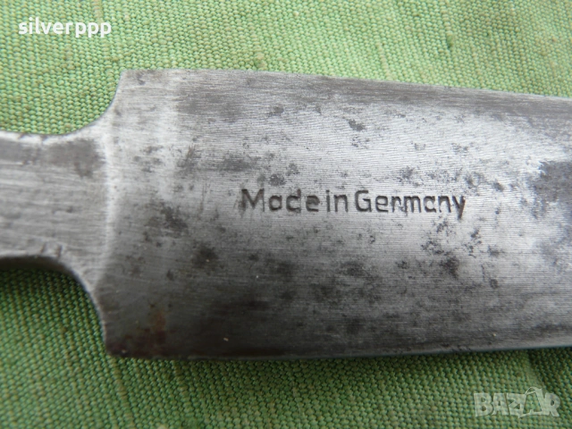  Стар плосък масат F.Dick - 194 , снимка 2 - Други ценни предмети - 54150166