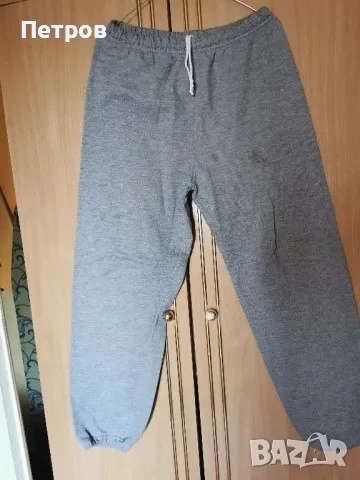 Дамски комплект долнище и суичър в светло сиво.Размер М.2 броя по 10 лв., снимка 4 - Спортни екипи - 51574344