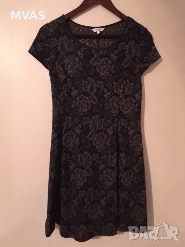 Рокля графитено сива с рози M-L размер, снимка 2 - Рокли - 38346748