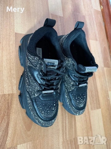Дамски маратонки Steve Madden , снимка 3 - Маратонки - 54274027