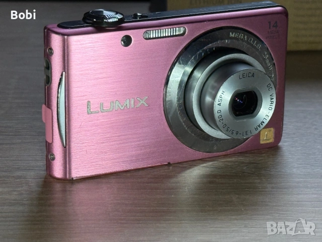 Panasonic Lumix DMC-FS16 + 2 батерии + зарядно + SD карта