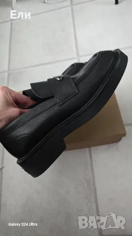 Tommy Hilfiger 41 номер , снимка 3 - Дамски ежедневни обувки - 56105797