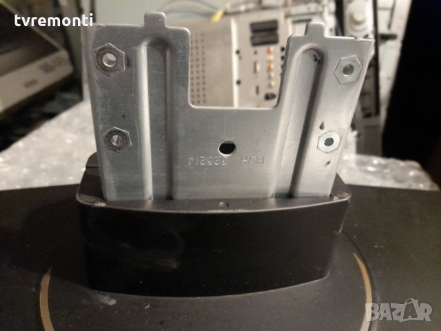 TV стойка телевизор LG 32LC55, снимка 3 - Стойки, 3D очила, аксесоари - 31025991