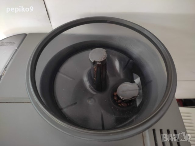 Продавам кафемашини внос от Германия робот пълен автомат SIMENS EQ.6 SERIES 300, снимка 3 - Кафемашини - 42743721