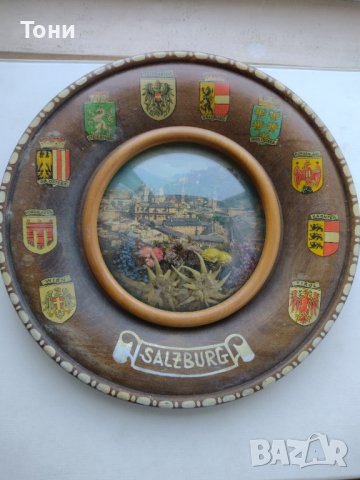 Дървена ръчно резбована висяща табела / чиния  за стена .Salzburg Austria, снимка 2 - Антикварни и старинни предмети - 38438517