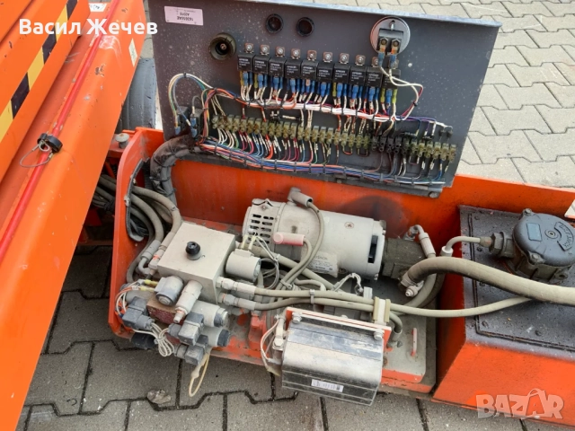 Ножична подемна платформа SkyJack SJ III 4626 (2015 г.), снимка 13 - Подемници - 52254242