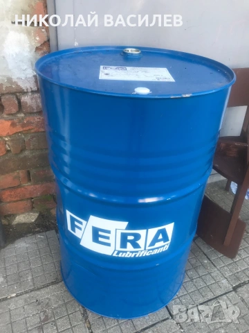 Метален  варел   от    масло   200  литра  .