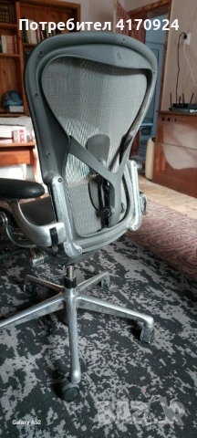 Herman Miller Aeron REMASTERED Graphite, снимка 10 - Столове - 53141418