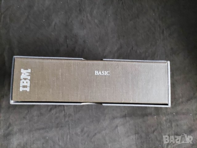 Продавам Basic by Microsoft : IBM Personal, снимка 2 - Специализирана литература - 32111547