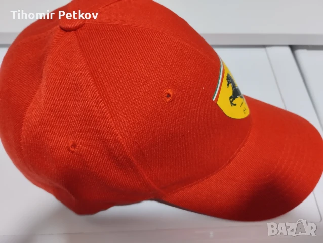Червена шапка Ферари Ferrari, снимка 5 - Шапки - 51319123