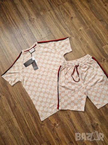 Мъжка екип къси панталони и тениска GUCCI
Размери М, L , XL , 2XL , снимка 2 - Спортни дрехи, екипи - 50661099