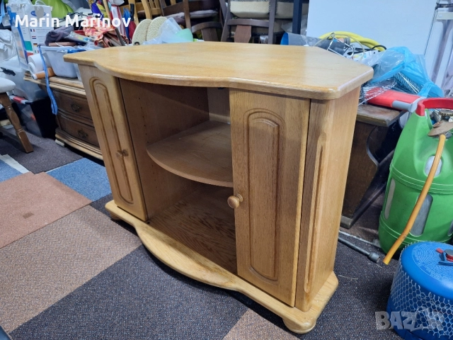 Ъглово ТВ шкафче, снимка 2 - Шкафове - 51870169