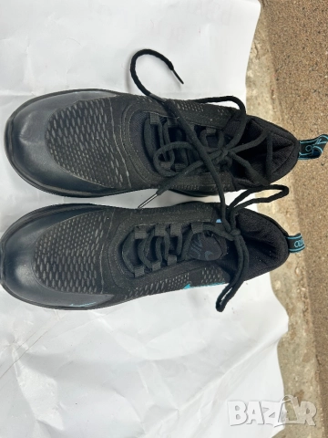 Дамски маратонки Nike, снимка 4 - Маратонки - 52669976