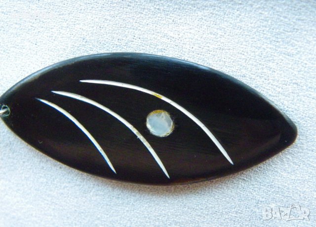 Уникално!-новозеландски медальон от балена на кит, снимка 5 - Колиета, медальони, синджири - 42125020