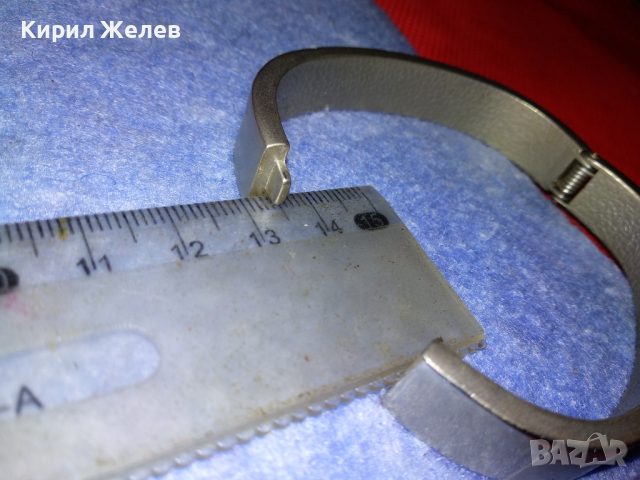 СТИЛНА СРЕБРИСТА ФЕШЪН АРТ ГРИВНА от НЕРЪЖДАЕМА БЛАГОРОДНА СТОМАНА 44155, снимка 6 - Гривни - 44756135