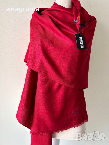 Moschino нов червен шал , снимка 12 - Шалове - 44808954