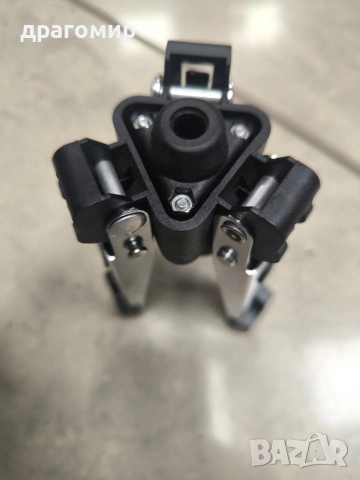 трипод за моноподи, снимка 5 - Чанти, стативи, аксесоари - 54057491