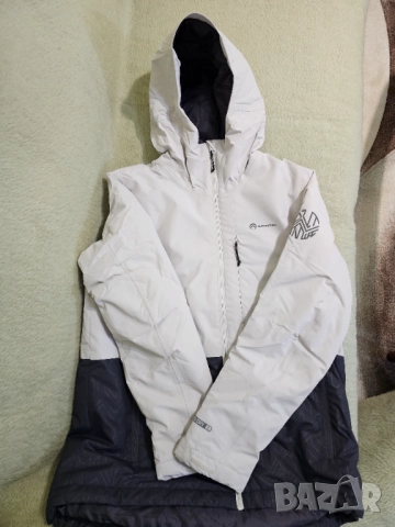 Дамско яке OUTVENTURE 