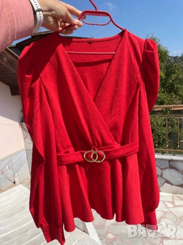 Червеникава елегантна блуза, М-Л, снимка 2 - Блузи с дълъг ръкав и пуловери - 51451352