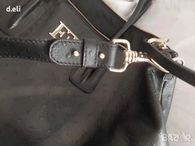 ESCADA Original 100% Кожа Голяма чанта, снимка 10 - Чанти - 51676636