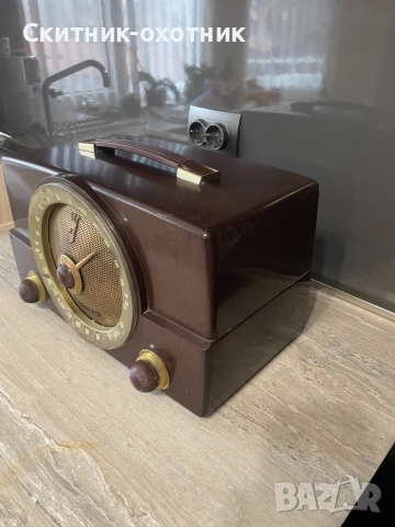Антикварно радио Zenith, снимка 2 - Антикварни и старинни предмети - 53221061