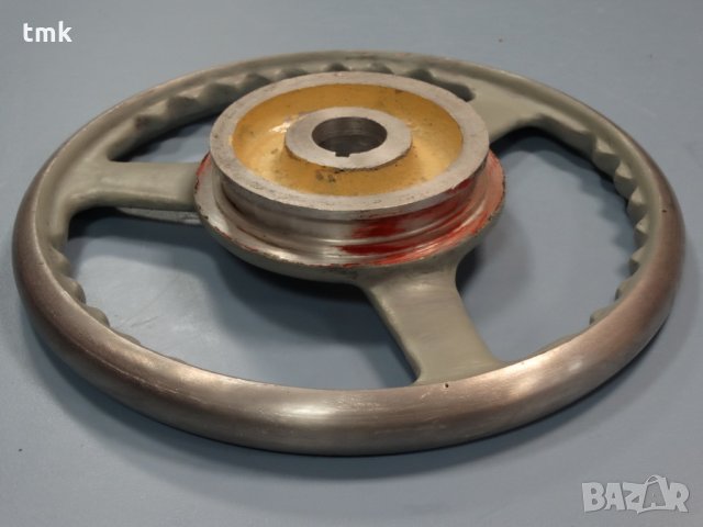 Ръчно колело за металообработващи машини Ф320, снимка 3 - Резервни части за машини - 30272136