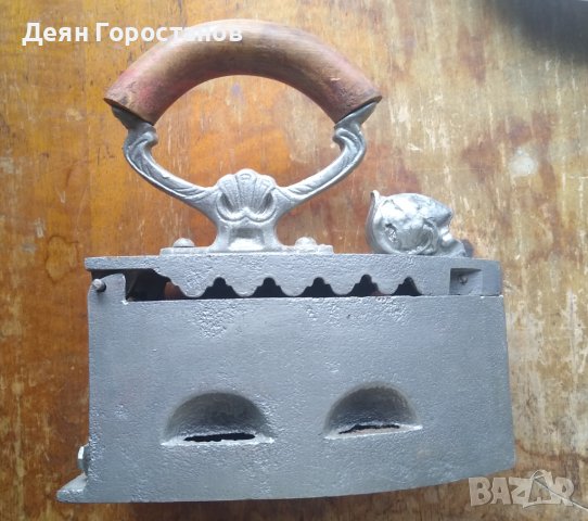 Стара ютия на въглища, снимка 6 - Антикварни и старинни предмети - 42536021