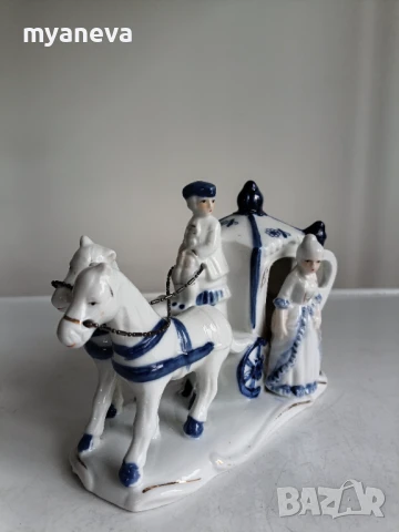 Порцеланова, английска статуетка на принцеса в карета с кочияш ., снимка 4 - Статуетки - 50853849