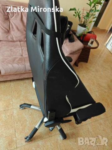 Геймърски стол AKRACING, снимка 14 - Столове - 52745724