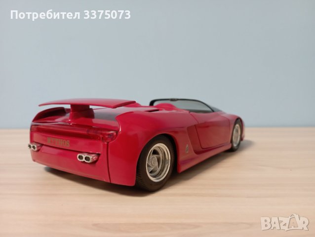  Ferrari Mython 1:18  Revell , снимка 5 - Колекции - 44412590