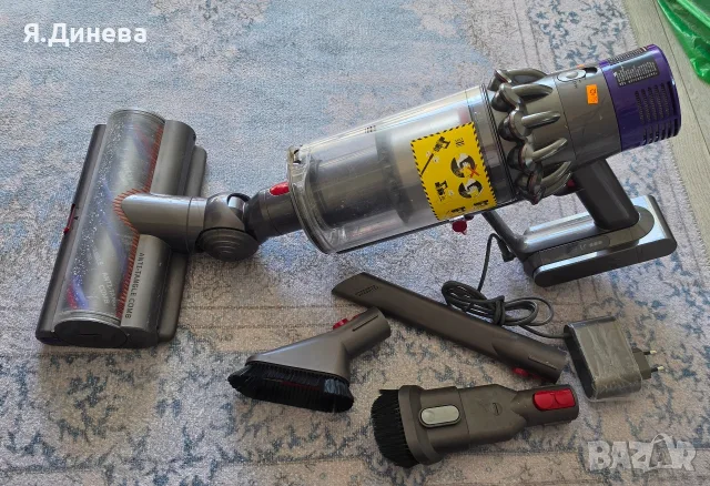 Прахосмукачка Dyson SV12