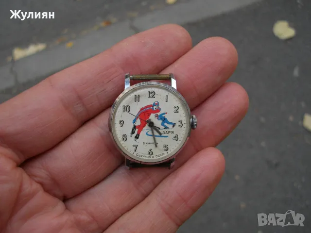 КОЛЕКЦИОНЕРСКИ АНИМИРАН ЧАСОВНИК ЗАРЯ ZARIA , снимка 2 - Антикварни и старинни предмети - 47790886