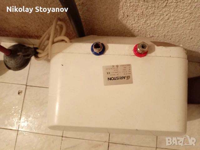 Продавам бойлер Ariston 15 литра – работещ, снимка 2 - Бойлери - 53235367