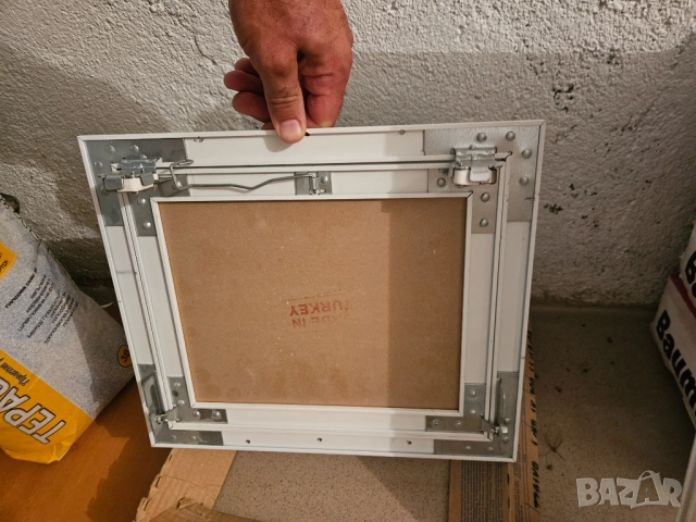 Ревизионен отвор 35х30