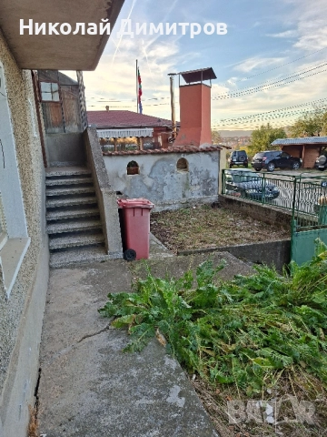 Продава се от собственик етаж от къща с гараж в гр.Ловеч кв.Гозница, снимка 5 - Къщи - 52241974