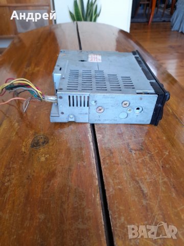 Стар автомобилeн радио касетофон Clarion,Nissan, снимка 4 - Антикварни и старинни предмети - 37526552