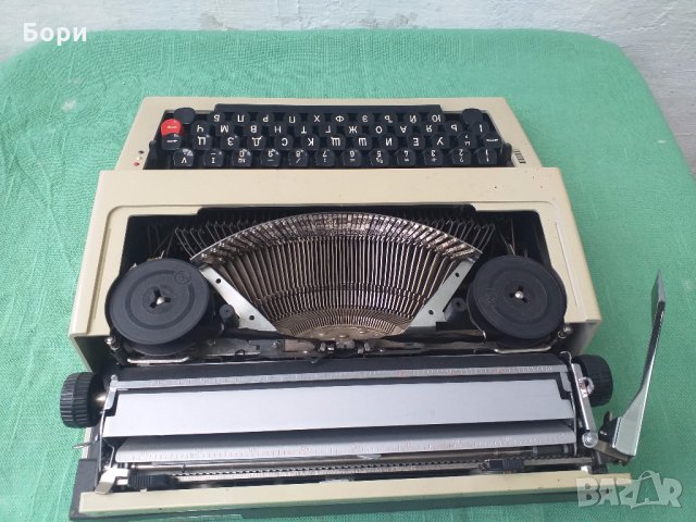 Марица 30 пишеща машина, снимка 5 - Антикварни и старинни предмети - 30236972