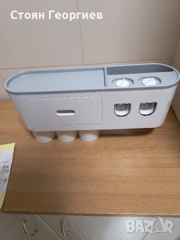 Поставка за паста и четка за зъби с три чаши, снимка 3 - Други стоки за дома - 52807462