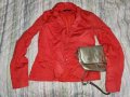 Лот дамско червено сако размер 42 и дамска чанта Guess, снимка 1 - Сака - 38661590