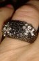 Фамозен пръстен в бяло и черно Цветя, снимка 1 - Пръстени - 40430615