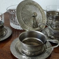 Сервиз за кафе/ чай, снимка 4 - Антикварни и старинни предмети - 31799695