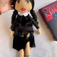 Wednesday Addams кукла, Уензди  Адамс , Уенздей , снимка 1 - Плюшени играчки - 41407845